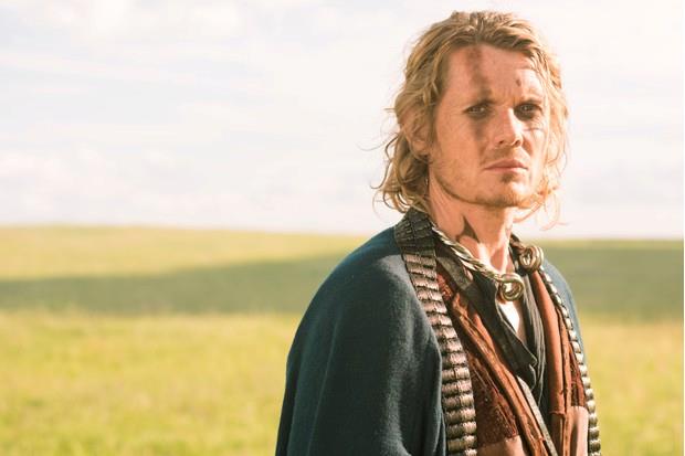 Julian Rhind-Tutt è il principe Phelan Julian Rhind-Tutt in Britannia