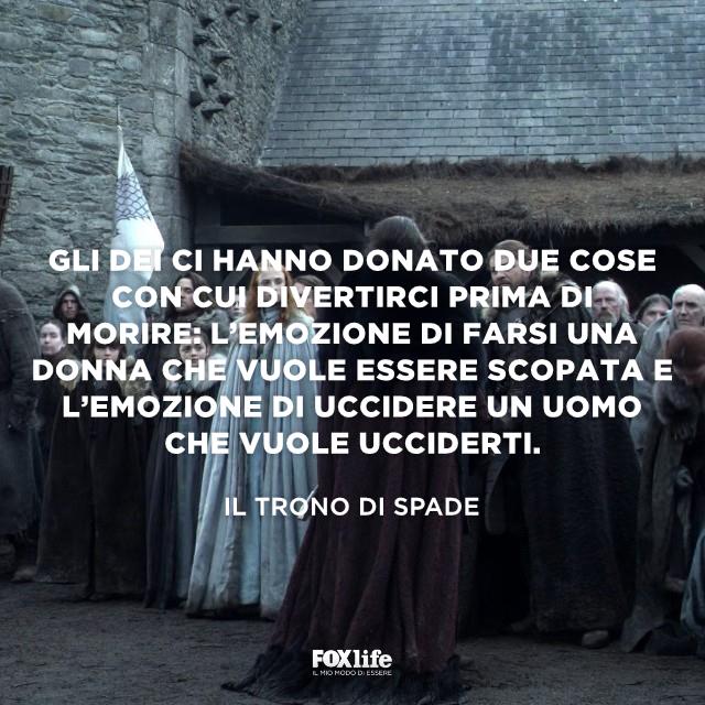 Frase sugli dei Attori della serie tutti insieme durante una scena corale