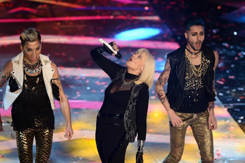 Raffaella Carrà lancerà un album di canzoni natalizie, Ogni volta che è Natale Raffaella Carrà
