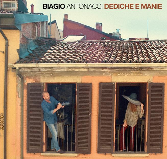 Cove Dediche e Manie Biagio Antonacci Biagio Antonacci cover album Dediche e Manie