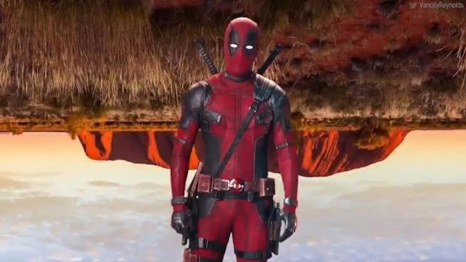 Ryan Reynolds col costume di Deadpool in un video sull'Eurovision Ryan Reynolds indossa il costume di Deadpool in un video
