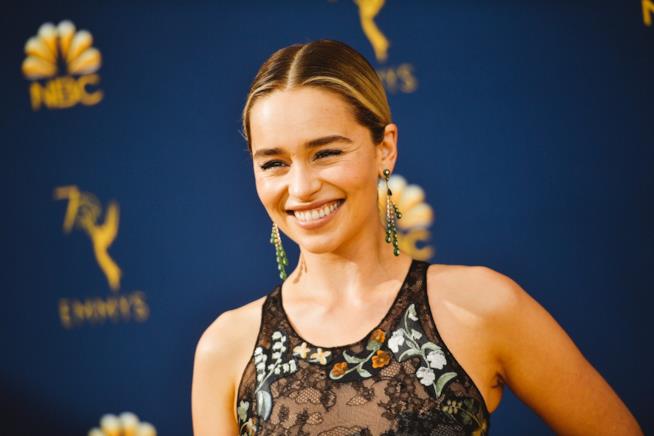 Il nuovo taglio di capelli dell'attrice di Game of Thrones Emilia Clarke Emilia Clarke