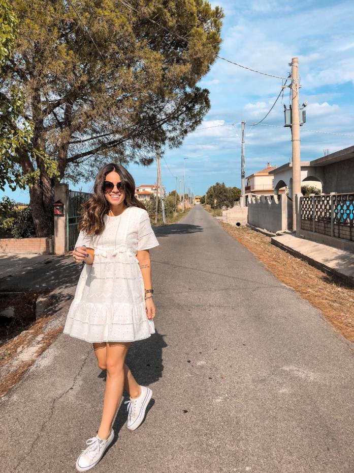 Rossella Dattolo Rossella Dattolo in vestito bianco primaverile