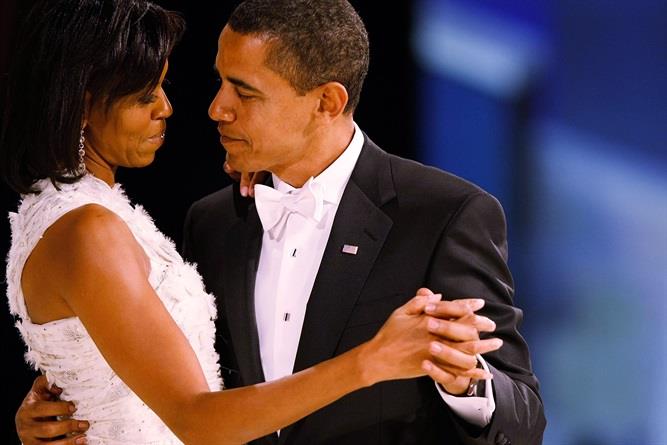Barack e Michelle Obama Barack e Michelle Obama mentre ballano