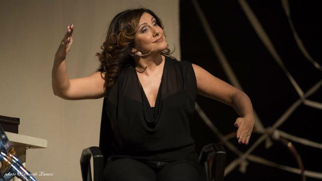 Antonella Ferrari in Più forte del destino Antonella Ferrari in scena con Più forte del destino (foto di Davide Zanesi)