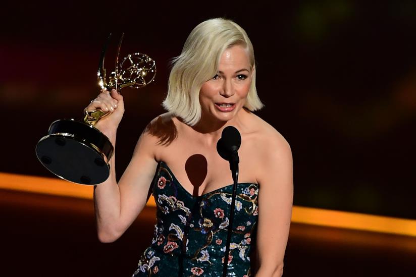 Michelle Williams vince ai 71mi Emmy Awards Michelle Williams sul palco degli Emmy 2019