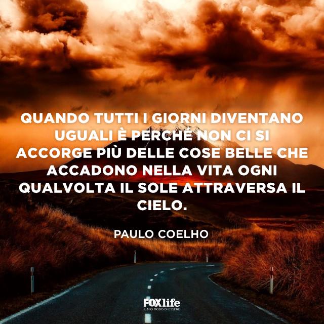 Giorni uguali Strada al tramonto