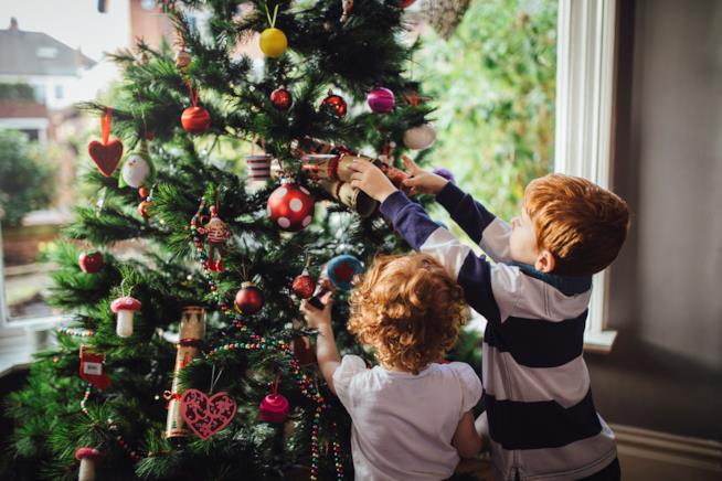 Gestire i figli durante le vacanze Bambini a Natale