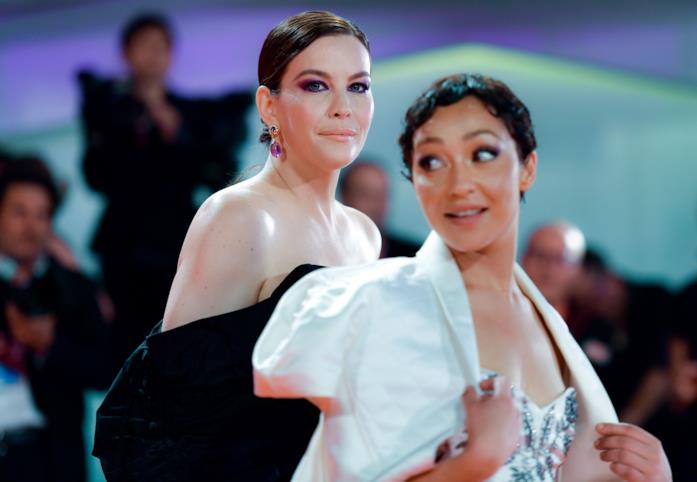 Ruth Negga sceglie Louis Vuitton per Venezia 76 Ruth Negga e Liv Tyler