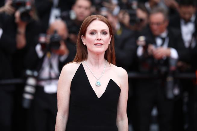 Julianne Moore si racconta in una ricca intervista per Porter Julianne Moore