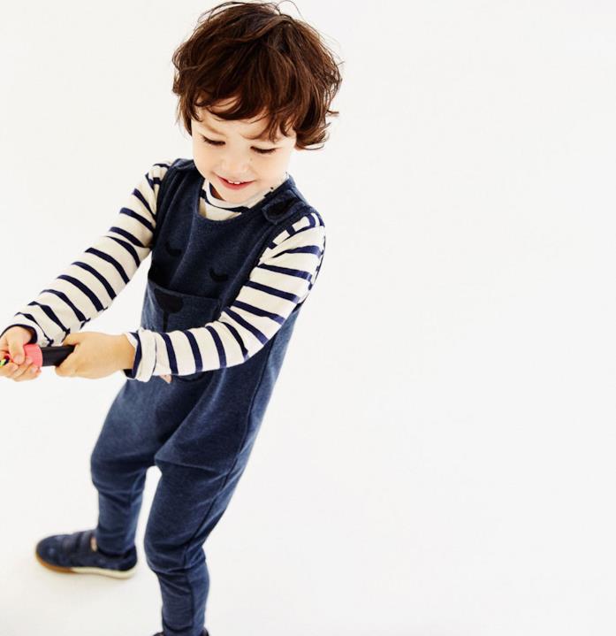 La salopette per i bambini La salopette per i bambini