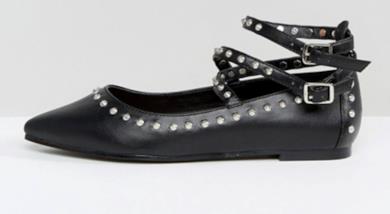 Ballerine comode con borchie