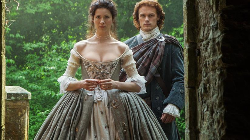 Outlander: i protagonisti Jamie e Claire Jamie e Claire di Outlander