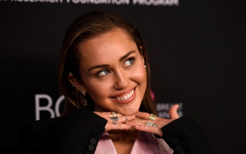 Miley Cyrus nel trailer di Black Mirror Miley Cyrus in primo piano