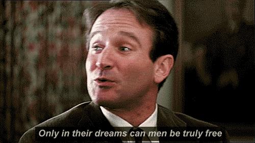 Robin Williams nel film L'attimo fuggente Una scena del film L'attimo fuggente