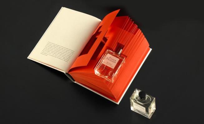 Paper Passion di Geza Schoen Paper Passion Geza Schoen profumo di carta