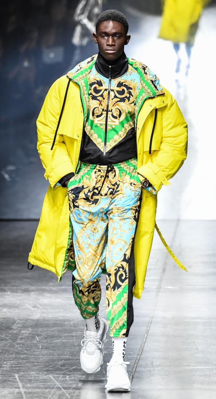 Men's Fall/Winter 2019/20 fashion shows Milano Modello che sfila durante la Men's Fall/Winter 2019/20 fashion shows in Milan