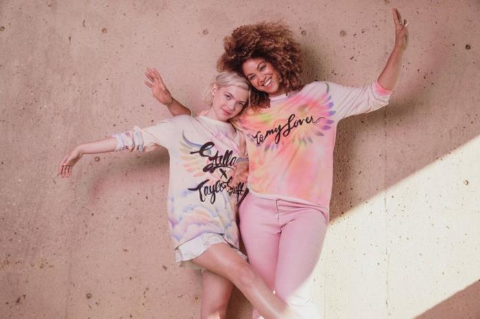 Taylor Swift e Stella McCartney lanciano la loro collezione fashion merchandising Felpe Stella McCartney x Taylor Swift