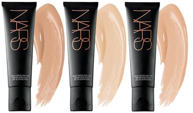 Velvet Matte Skin Tint di NARS Fondotinta Velvet Matte Skin Tint per pelle mista