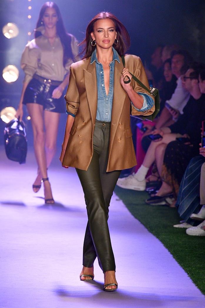 Irina Shayk Irina Shayk durante la sfilata di Brandon Maxwell
