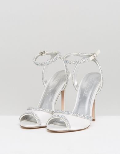 Sandali da sposa decorati con tacco
