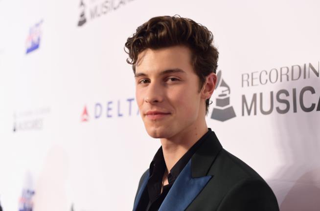 Shawn Mendes posa in intimo per Calvin Klein Shawn Mendes