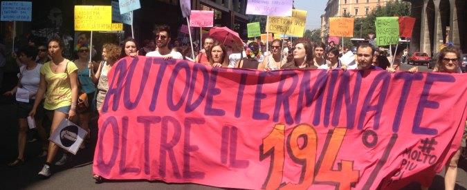 Manifestazione pro aborto Striscione pro aborto