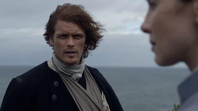 Outlander 3x08, la recensione Jamie guarda intensamente Claire
