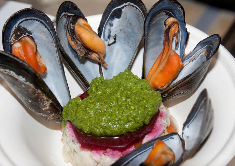 Cappon magro: la ricetta con le verdure, il branzino e le cozze Cappon magro