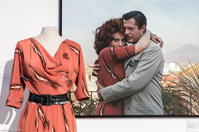 Marcello Mastroianni in mostra all'Ara Pacis di Roma Uno scatto di Marcello Mastroianni in mostra a Roma