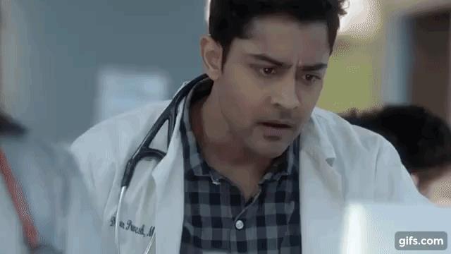 Devon Pravesh Devon Pravesh in The Resident 01x06