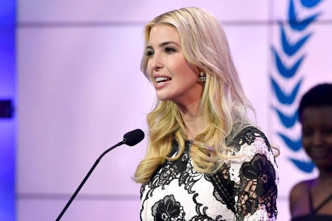 Ivanka Trump scienziata su Instagram, la sua foto si trasforma in un meme Ivanka Trump