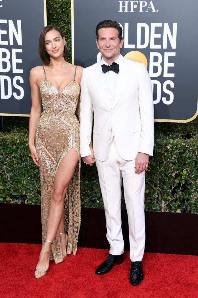 Irina Shayk e Bradley Cooper Irina Shayk e il fidanzato Bradley Cooper ai Golden Globes 2019