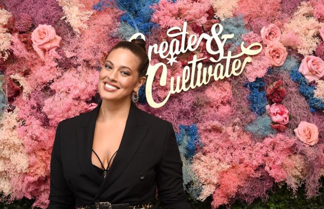Ashley Graham ha sfoggiato con fierezza la sua cellulite su iNSTAGRAM La supermodella Ashley Graham