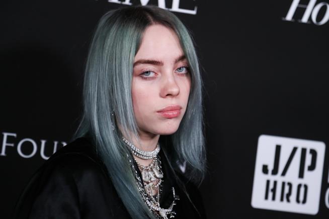 UK Top 100: Billie Eilish è la nuova entrata Billie Eilish debutta nella Top Ten inglese della settimana