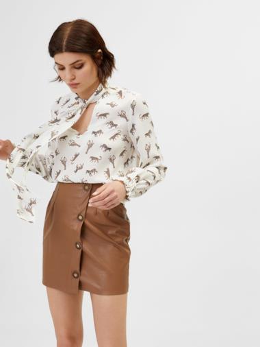 Blusa a maniche lunghe