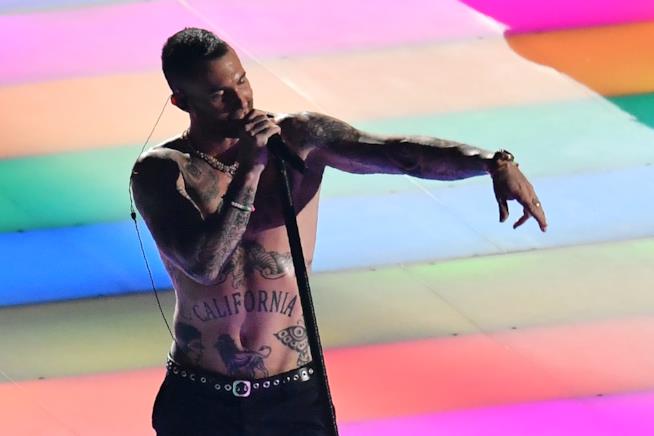 Adam Levine durante l'halftime show del Super Bowl LIII Maroon 5,Super Bowl LIII