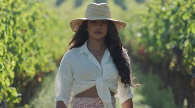 Quantico: Priyanka Chopra ama Montepulciano e il vino rosso Quantico: un'immagine di Priyanka Chopra nella serie