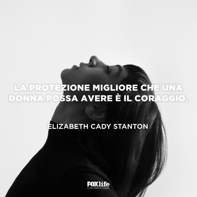 Frase Stanton Profilo di donna in bianco e nero