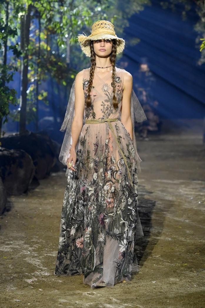 Sfilata Dior Un look della sfilata Dior