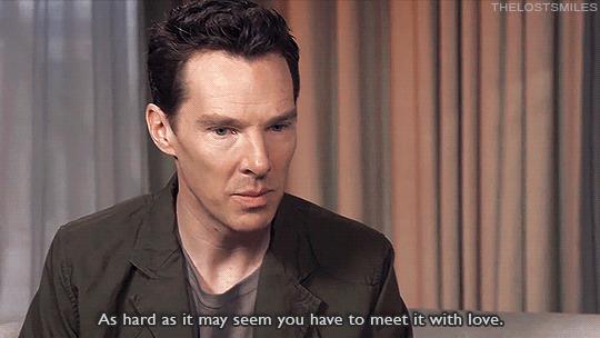 benedict Cumberbatch parla di bullismo durante l'intervista con Sophia Grace Brownlee benedict Cumberbatch intervistato da Sophia Grace Brownlee