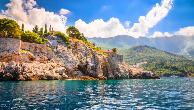 iStockphoto Una costa rocciosa del Montenegro