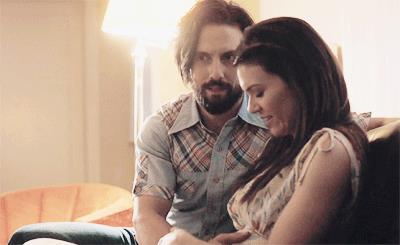 I Pearson, genitori di This Is Us Jack e Rebecca in una scena di This Is Us