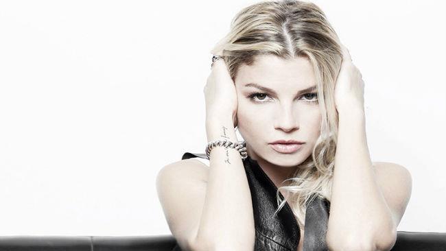 Emma Marrone si è riavvicinata a Stefano De Martino La pop-star italiana Emma Marrone è tornata a parlare con l'ex Stefano De Martino