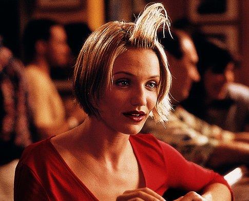Cameron Diaz protagonista di Tutti pazzi per Mary Cameron Diaz nella scena cult di Tutti pazzi per Mary