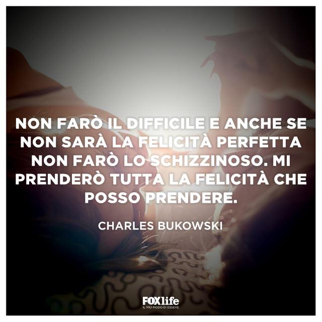 Citazione Bukowski Una coppia si guarda negli occhi