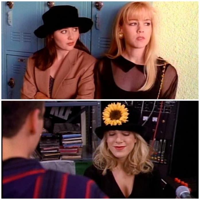I cappelli, accessori di moda di Beverly Hills 90210 Brenda e Donna indossano dei cappelli in Beverly Hills 90210