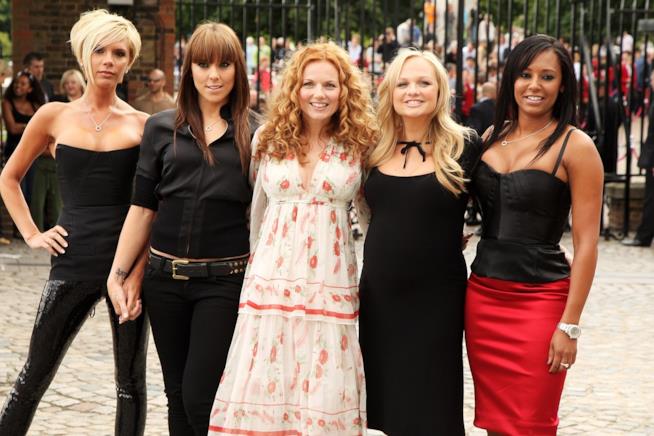 Le Spice Girls ebbero problemi con la Royal Family per il rossetto di Geri Le Spice Girls
