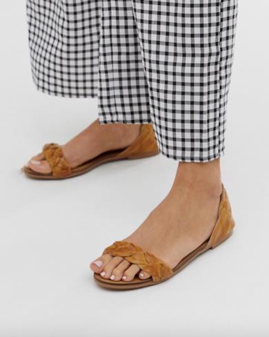 Sandali minimal in cuoio