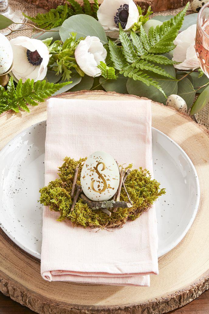 Lavoretti di Pasqua: Segnaposto a forma di uovo Segnaposto a uovo decorato a mano